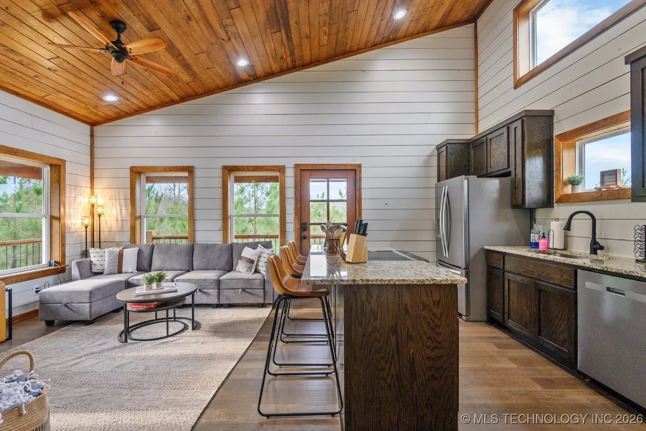 Photo 11 — 106 Red Holly Trail, Broken Bow, OK 74728