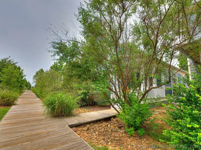 Photo 7 — 39 Boardwalk Street, Carlton Landing, OK 74432
