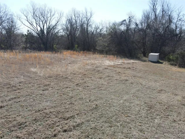 Photo 3 — 2441 E Rock Creek Road, Blanchard, OK 73010