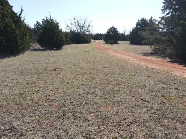 Photo 5 — 2441 E Rock Creek Road, Blanchard, OK 73010
