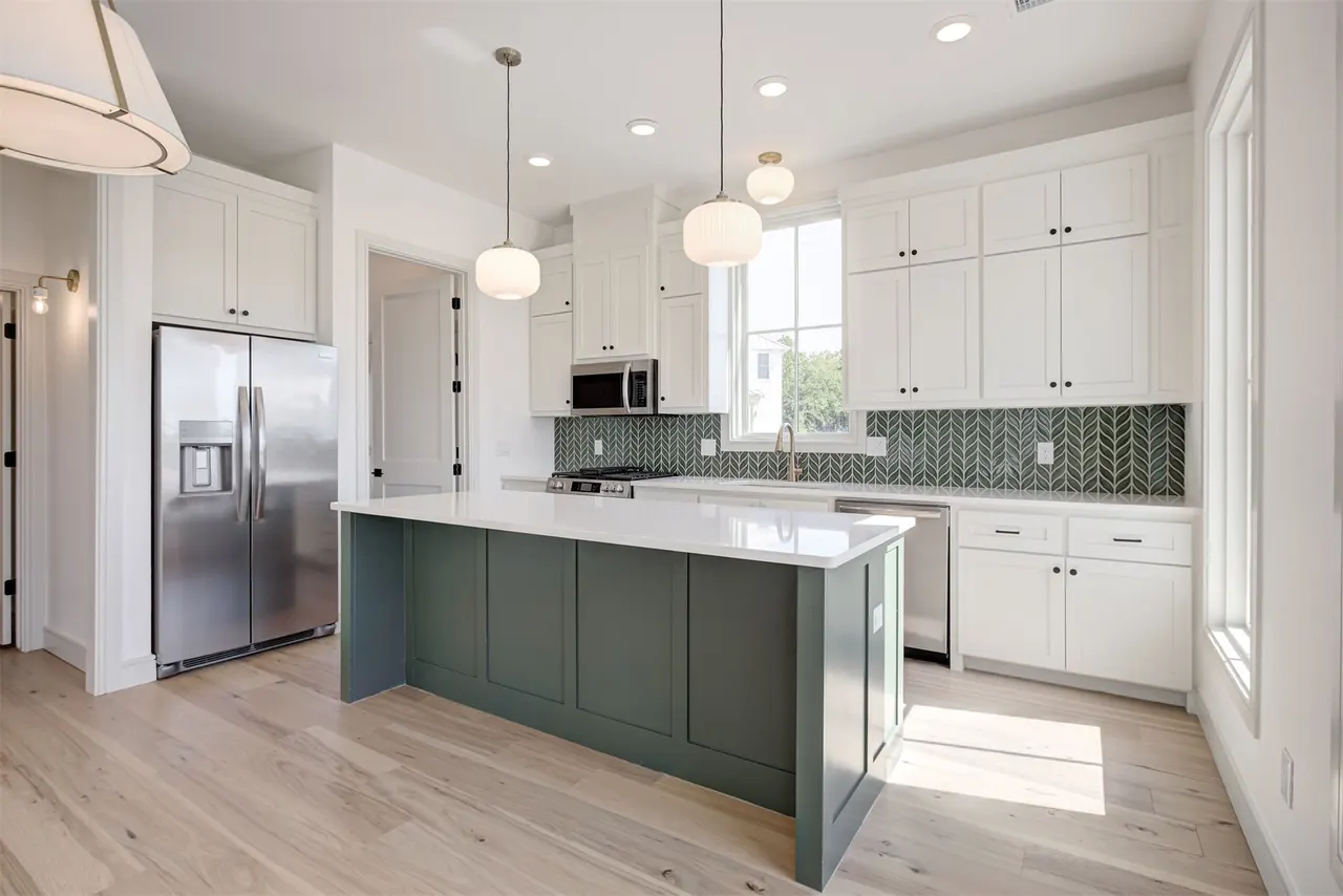 Photo 11 — 39 Lower Greenway, Carlton Landing, OK 74432