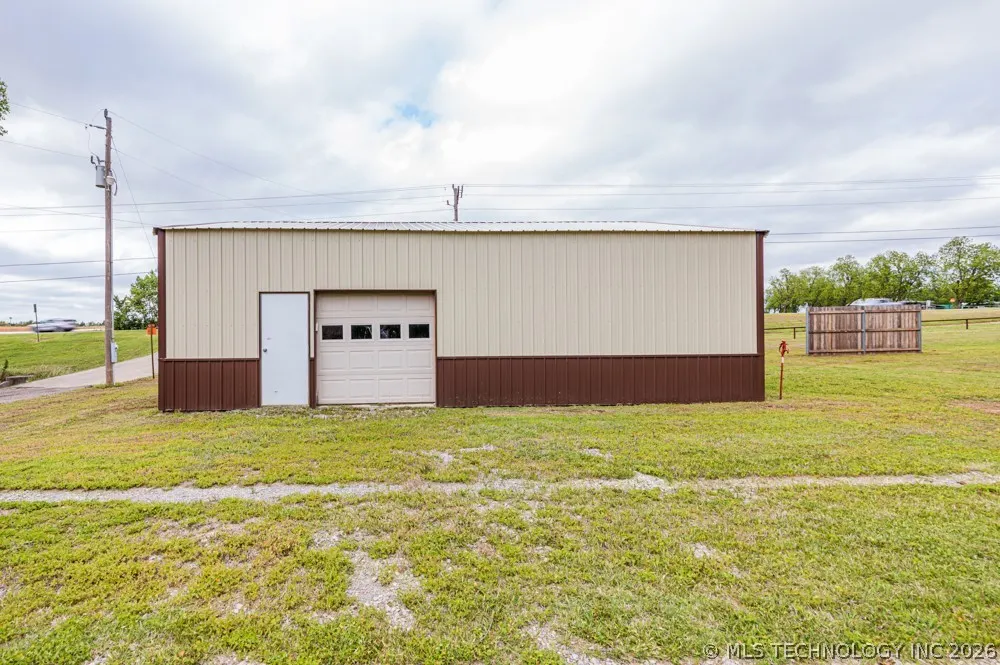 Photo 5 — 6909 E 6th Avenue, Stillwater, OK 74074