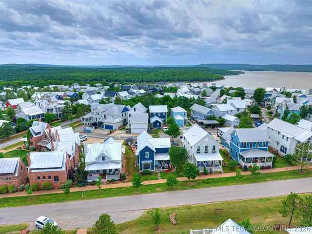 Photo 4 — 76 Lower Green Way, Carlton Landing, OK 74432