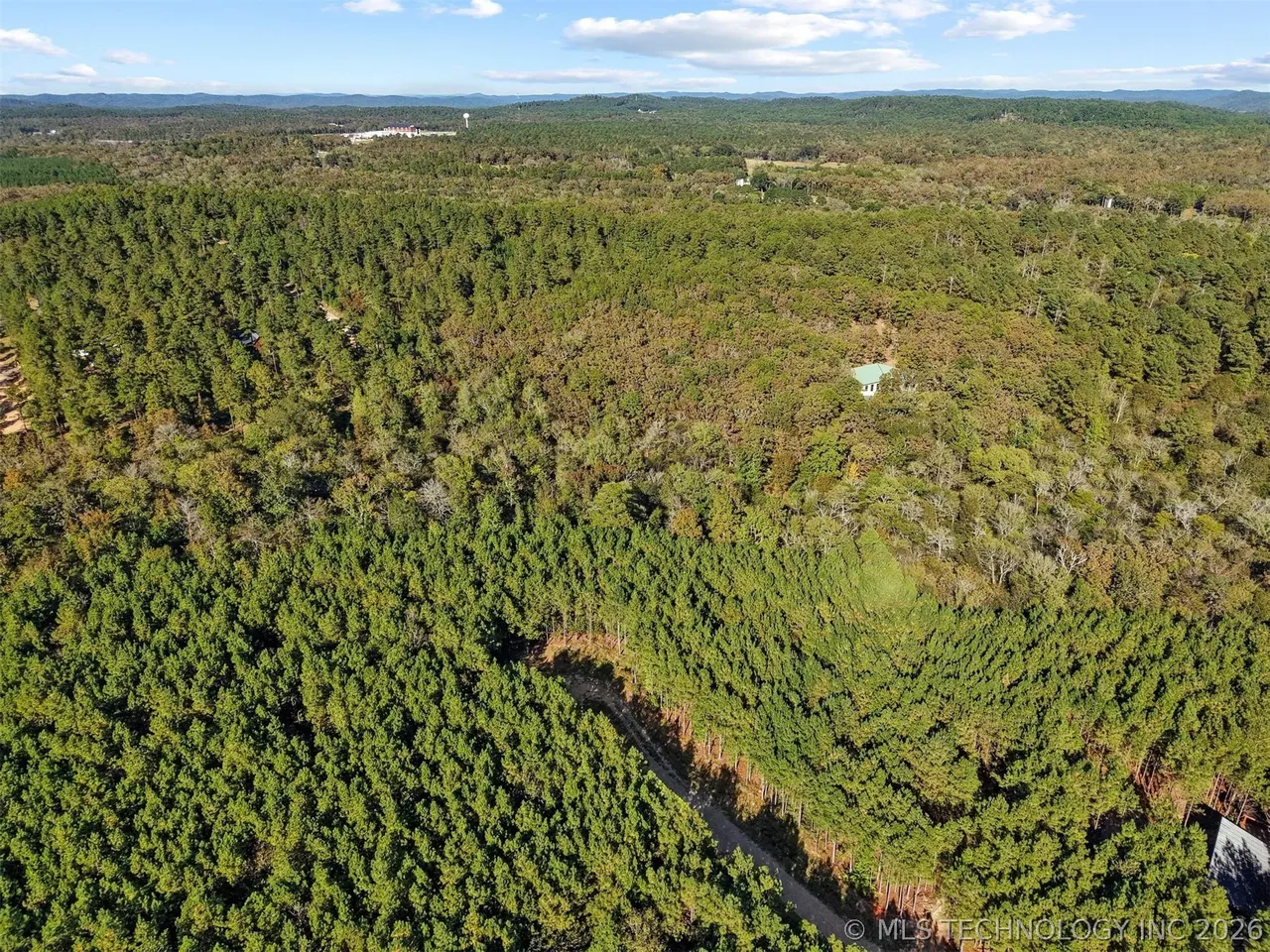 Photo 5 — 134 Wolf Tree Trail, Broken Bow, OK 74728