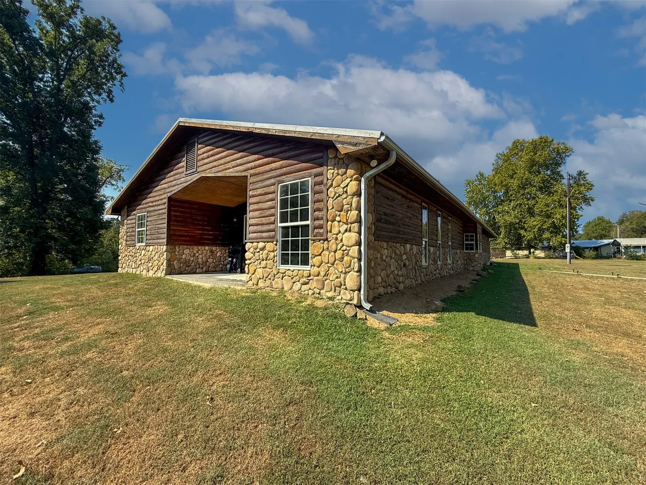 Photo 12 — 1465 Bethel Cutoff, Broken Bow, OK 74728