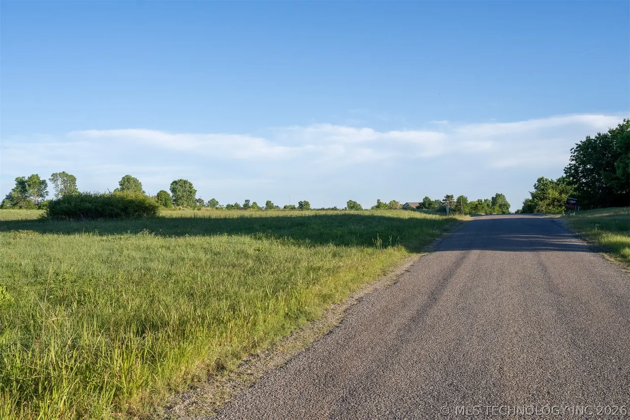 Photo 26 — 1 W County Road, Tuttle, OK 73089