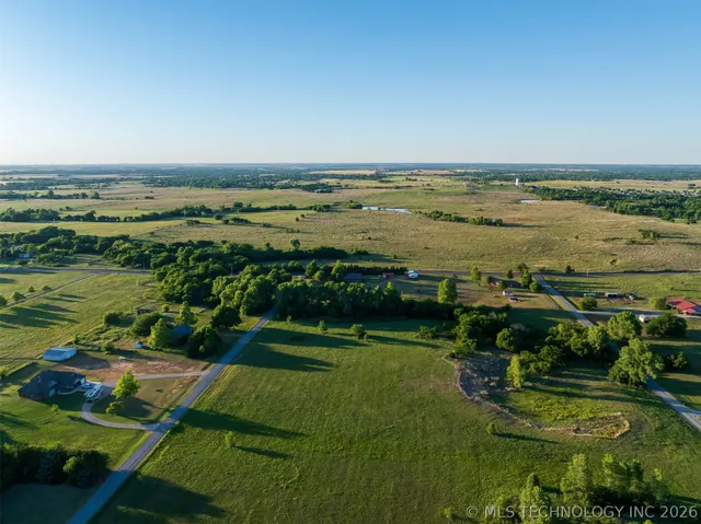 Photo 5 — 1 W County Road, Tuttle, OK 73089