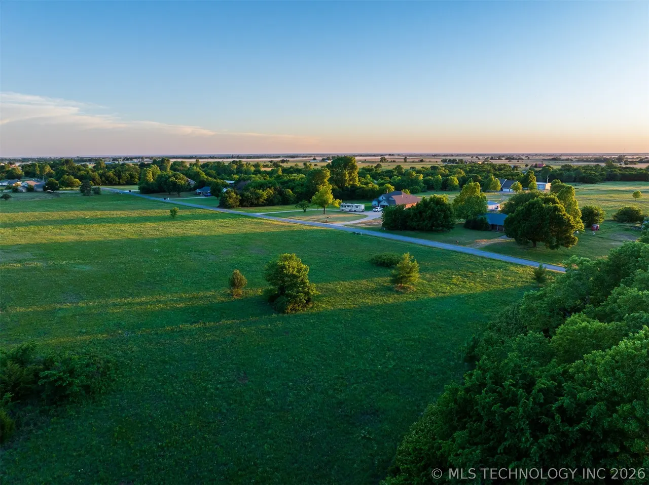 Front exterior — 1 W County Road, Tuttle, OK 73089
