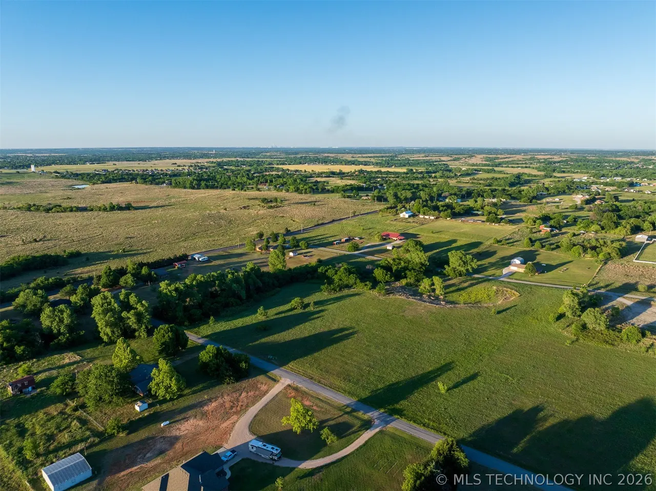 Photo 13 — 1 W County Road, Tuttle, OK 73089