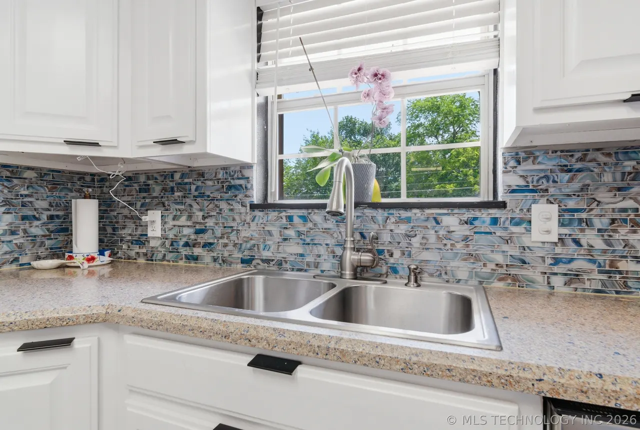 Photo 12 — 205 N Jardot Road, Stillwater, OK 74075