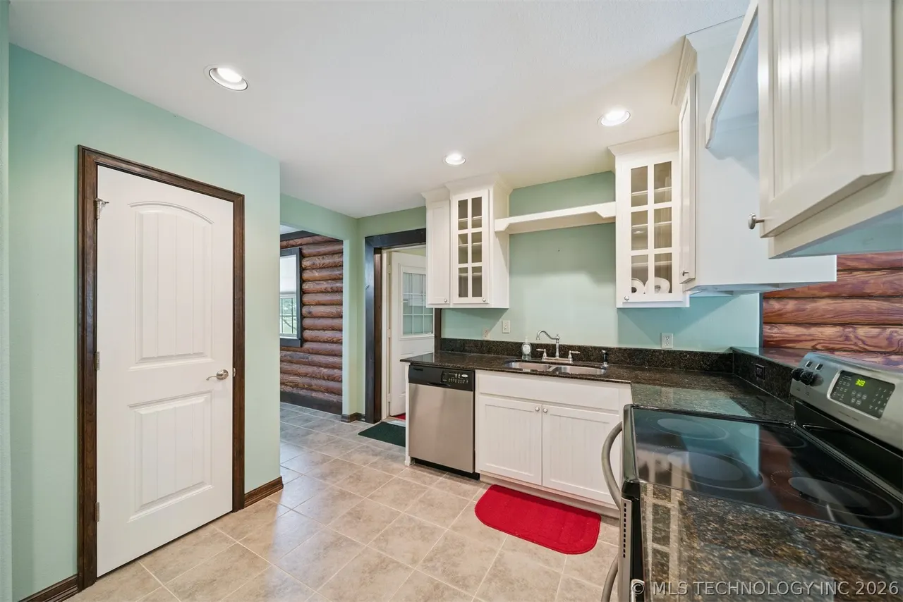 Photo 11 — 4891 E 390 Road, Oologah, OK 74053