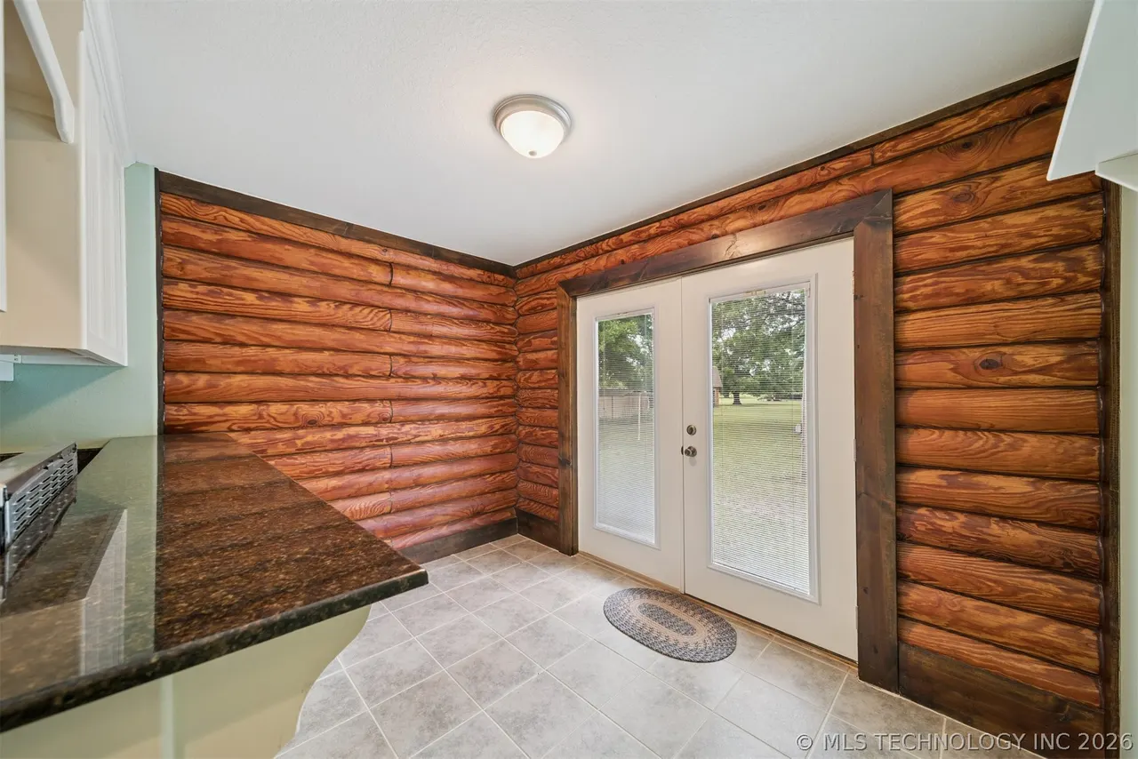 Photo 12 — 4891 E 390 Road, Oologah, OK 74053