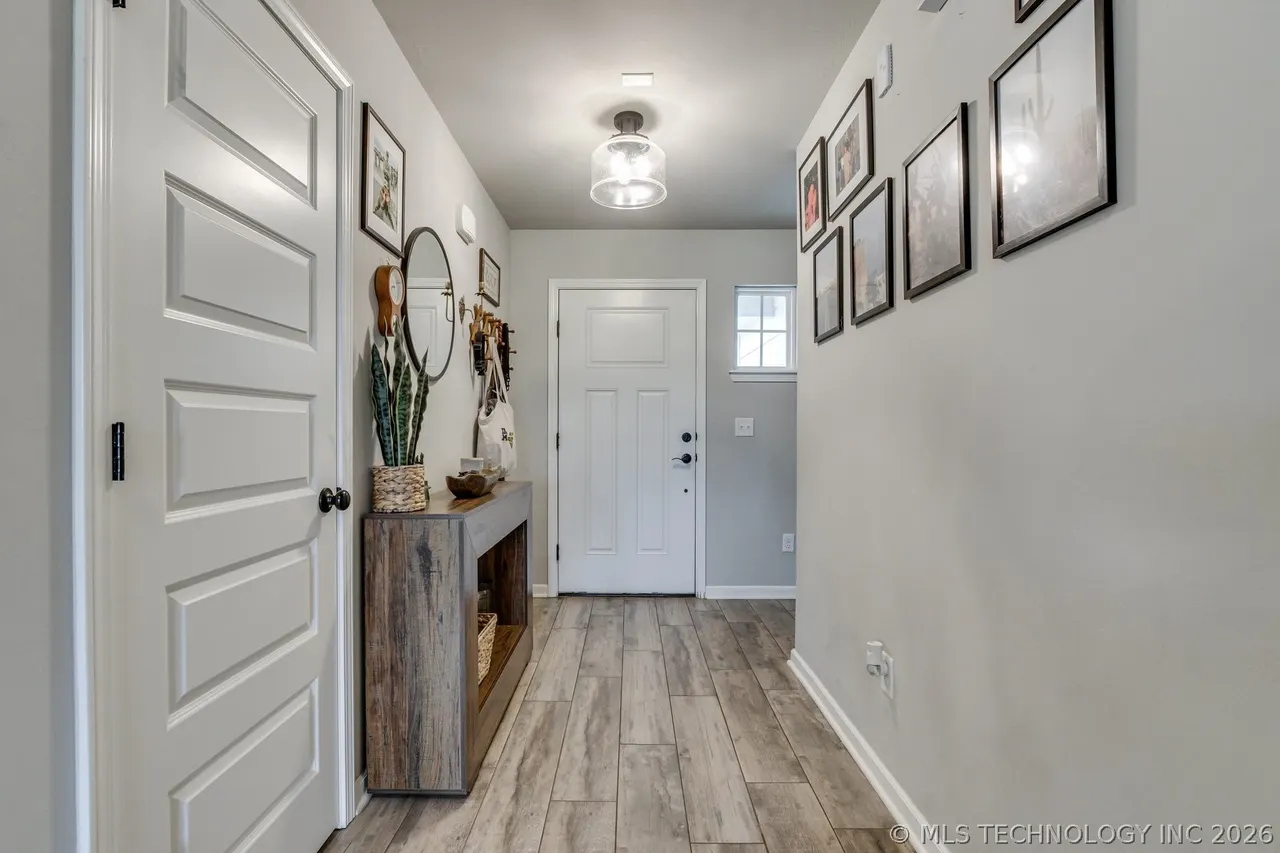 Photo 3 — 3321 Oak Ridge, Guthrie, OK 73044
