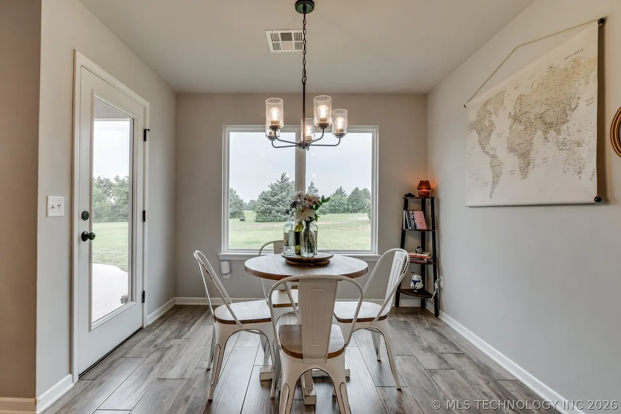 Photo 11 — 3321 Oak Ridge, Guthrie, OK 73044