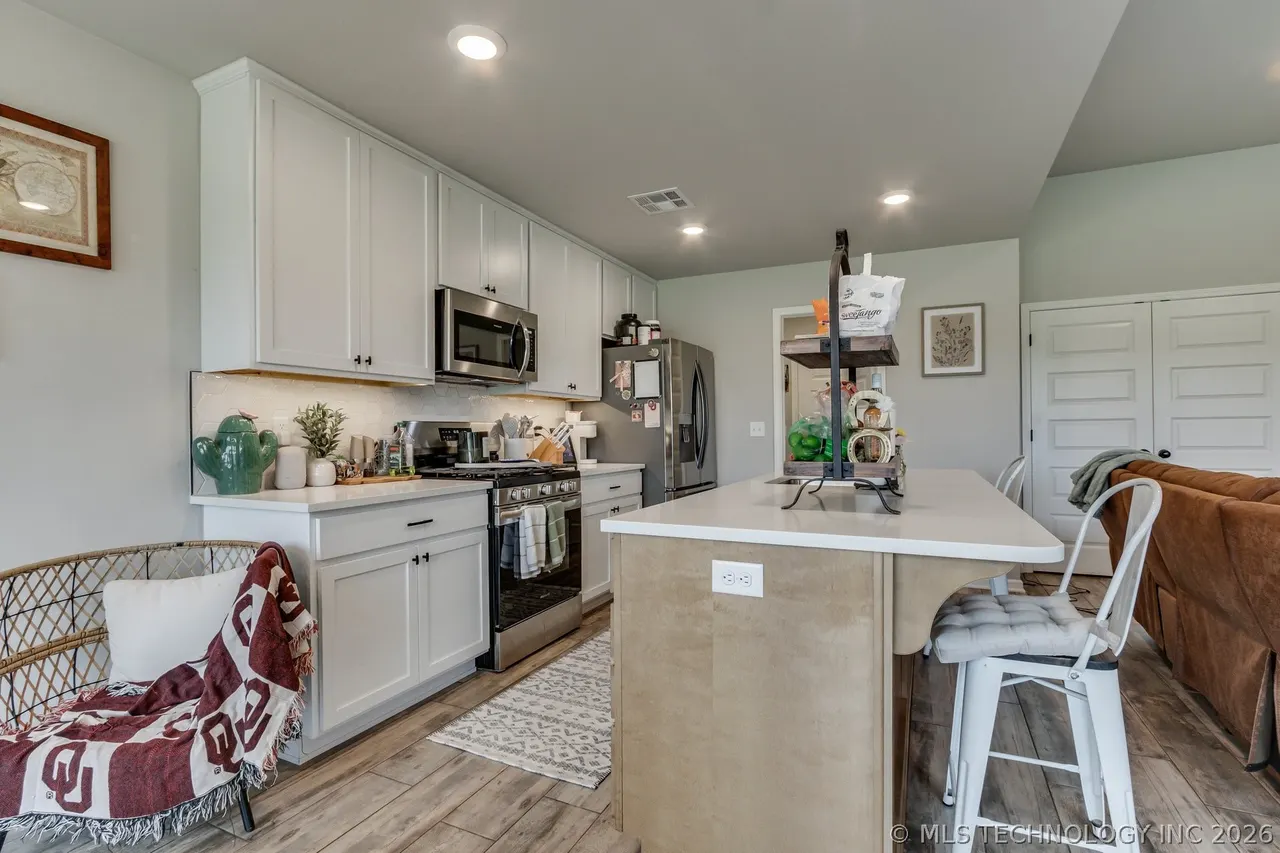 Photo 15 — 3321 Oak Ridge, Guthrie, OK 73044