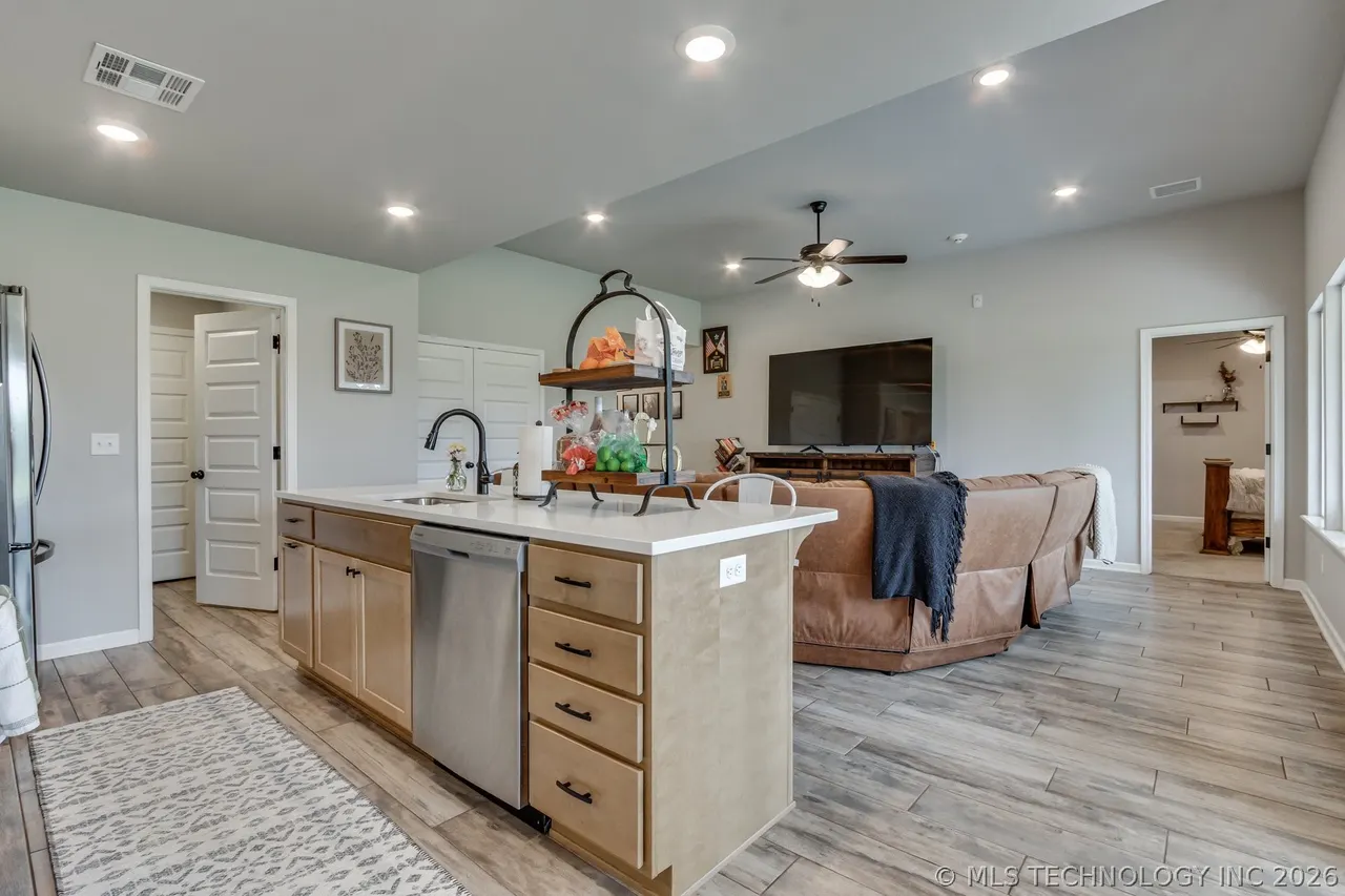 Photo 20 — 3321 Oak Ridge, Guthrie, OK 73044