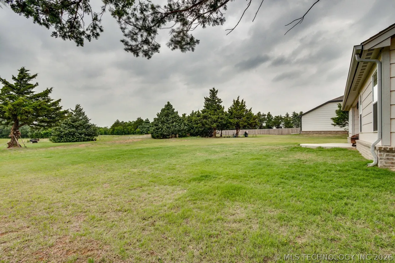 Photo 41 — 3321 Oak Ridge, Guthrie, OK 73044