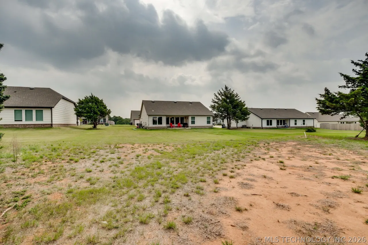 Photo 45 — 3321 Oak Ridge, Guthrie, OK 73044