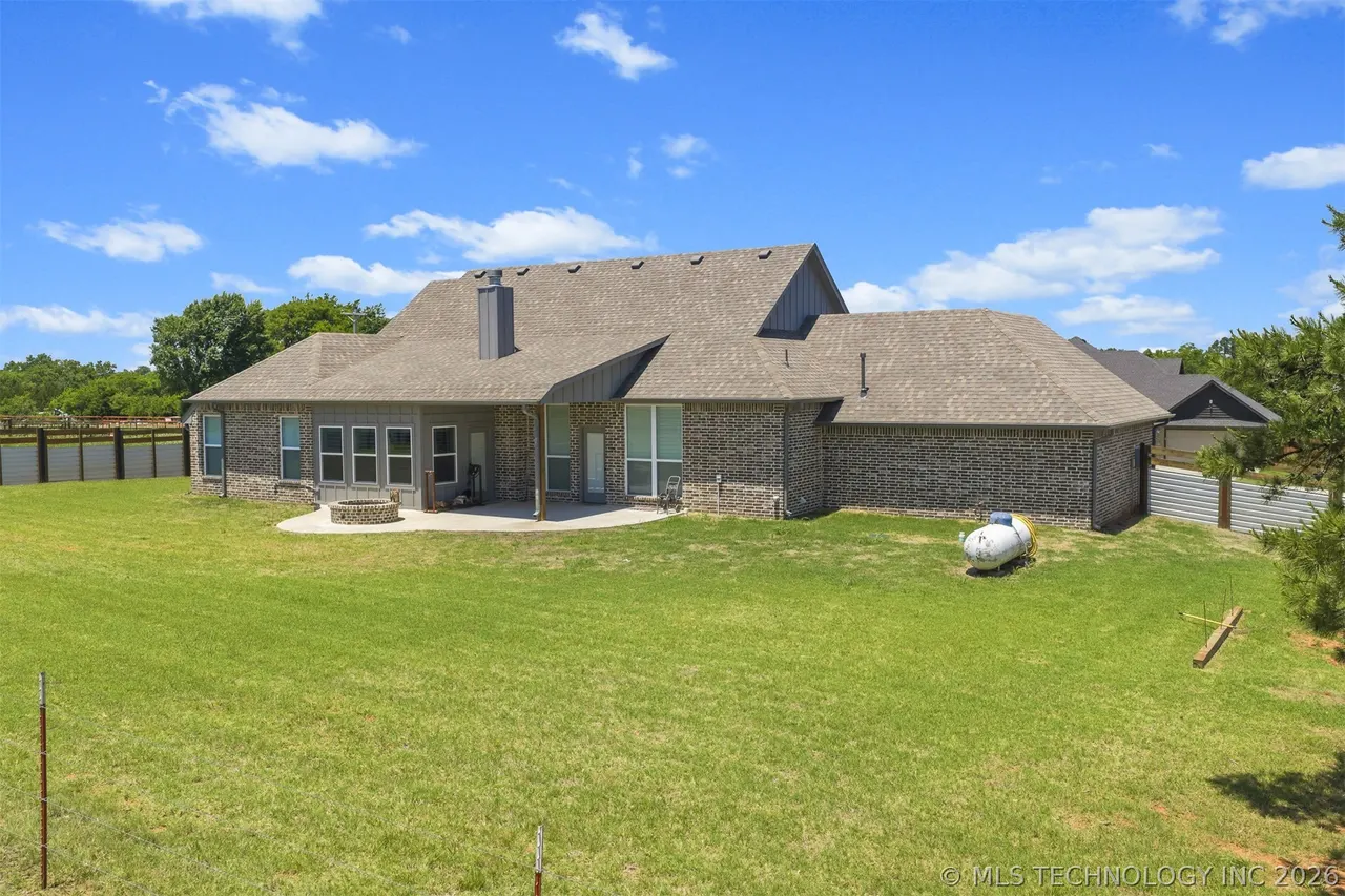 Photo 39 — 25016 Doe Creek Trail, Purcell, OK 73080