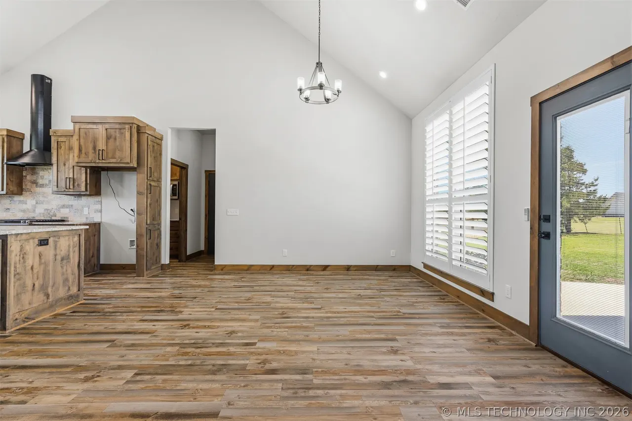 Photo 8 — 25016 Doe Creek Trail, Purcell, OK 73080