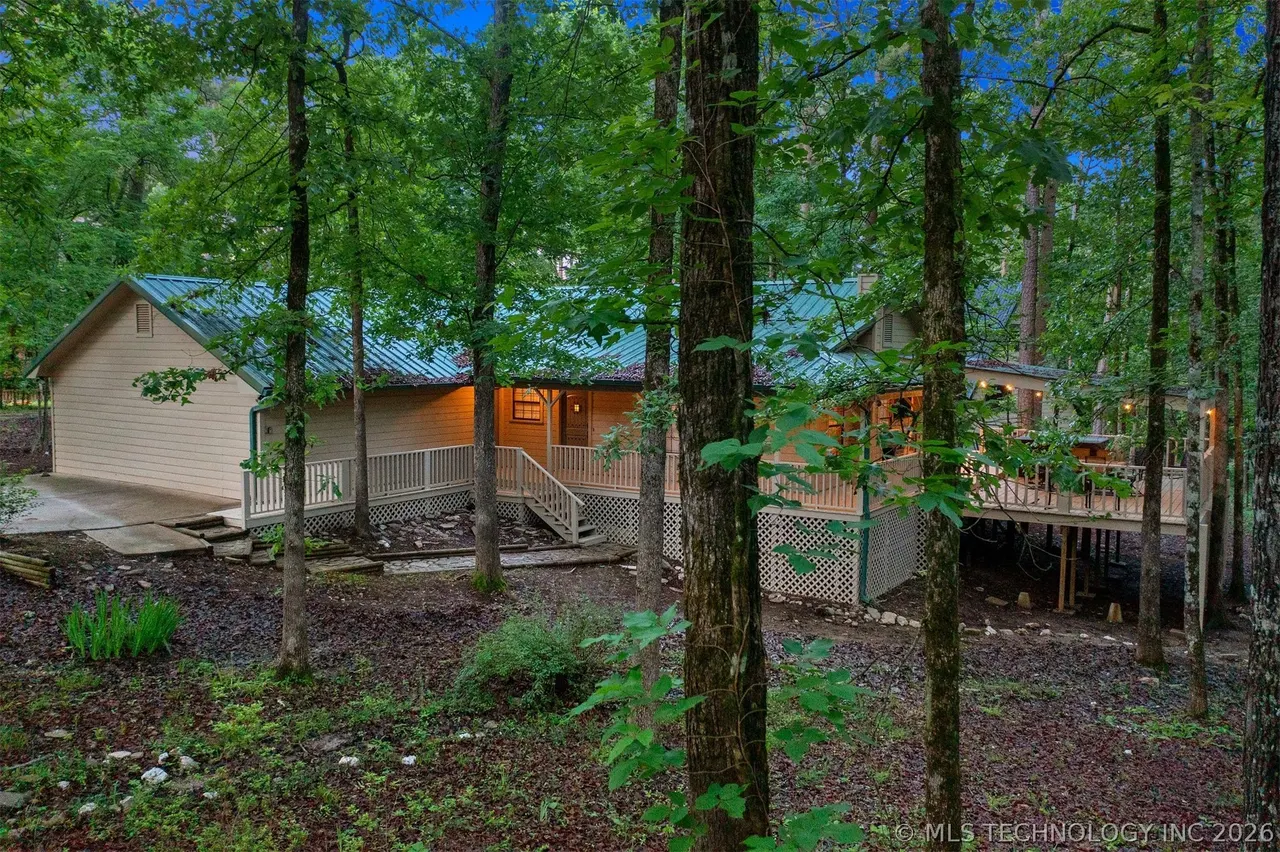 Front exterior — 184 Cedar Creek Circle, Broken Bow, OK 74728