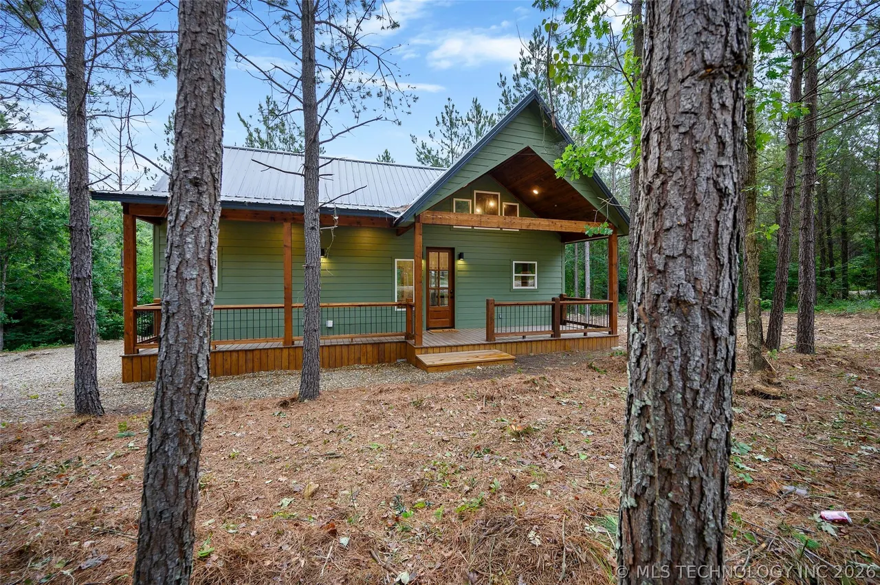 Front exterior — 32 Cedar Tree Trail, Broken Bow, OK 74728