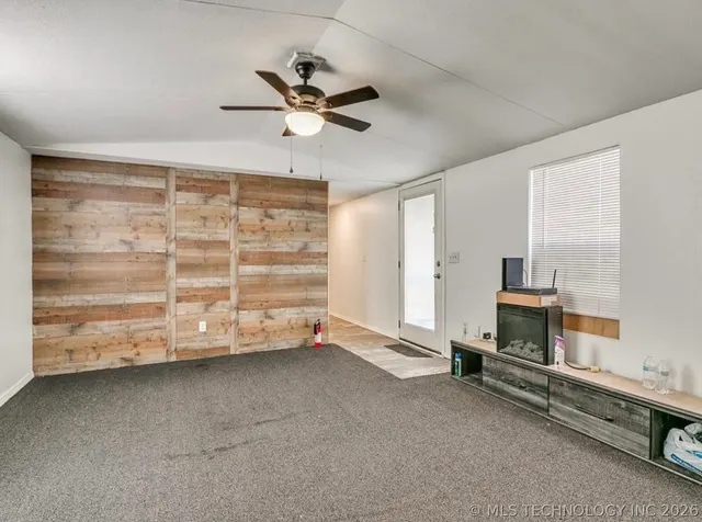 Photo 7 — 19700 Mooseville Drive, Noble, OK 73068