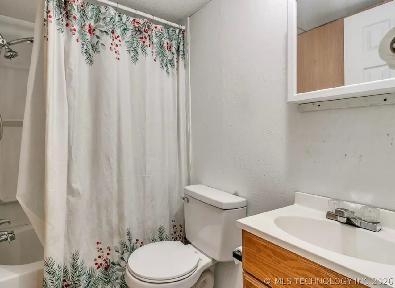 Photo 15 — 19700 Mooseville Drive, Noble, OK 73068