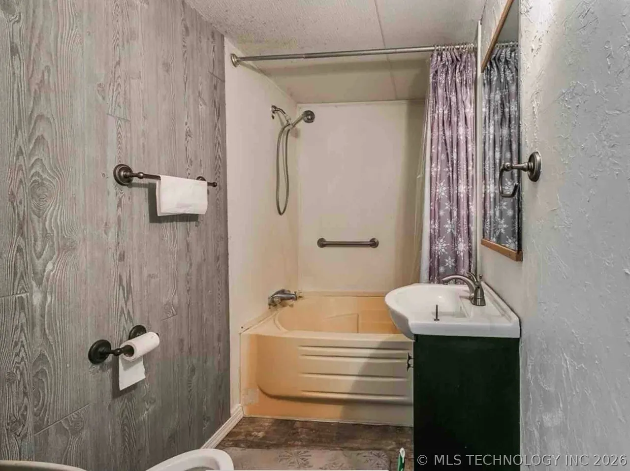 Photo 17 — 19700 Mooseville Drive, Noble, OK 73068