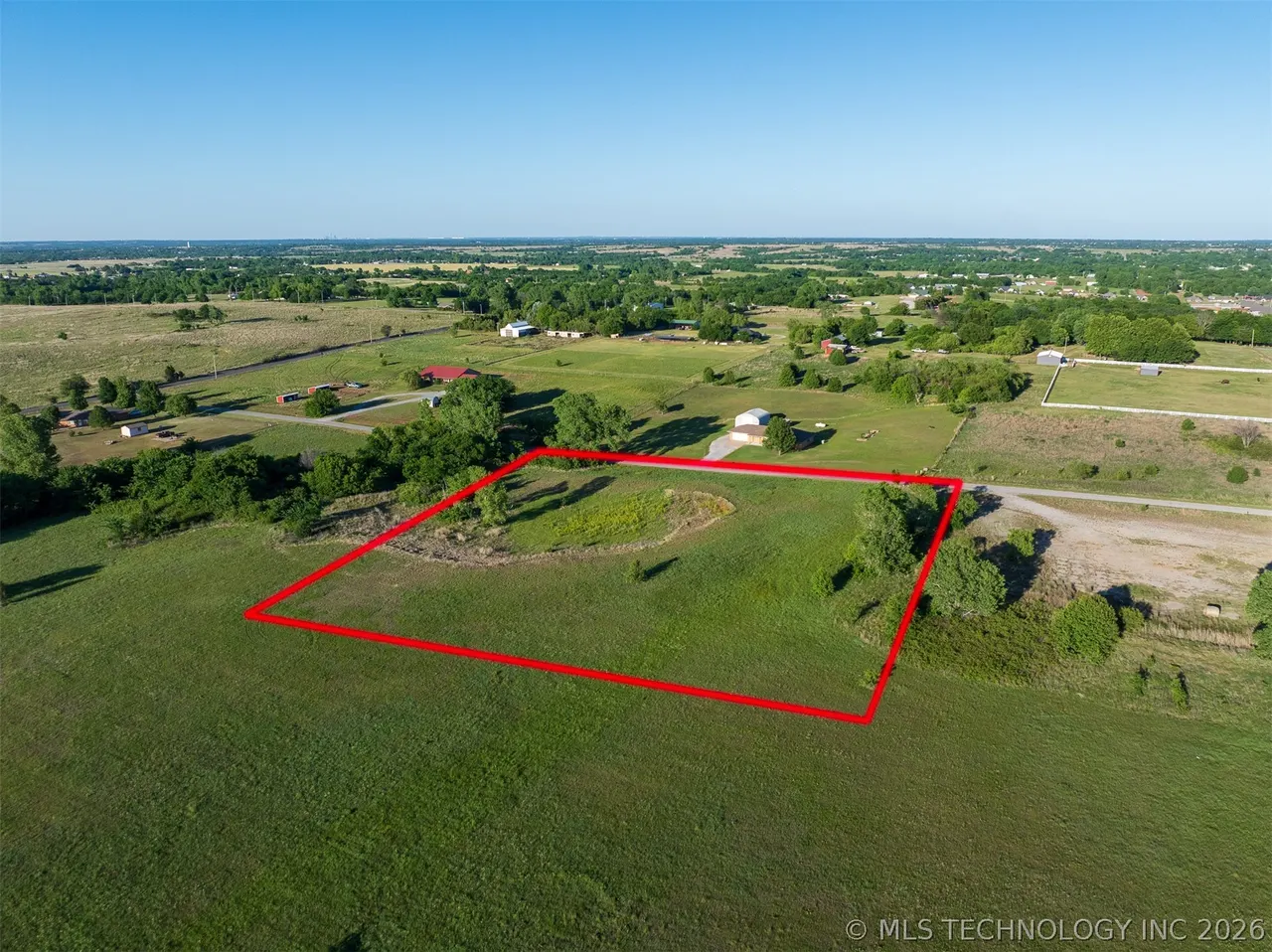Photo 3 — 4 W County Road, Tuttle, OK 73089