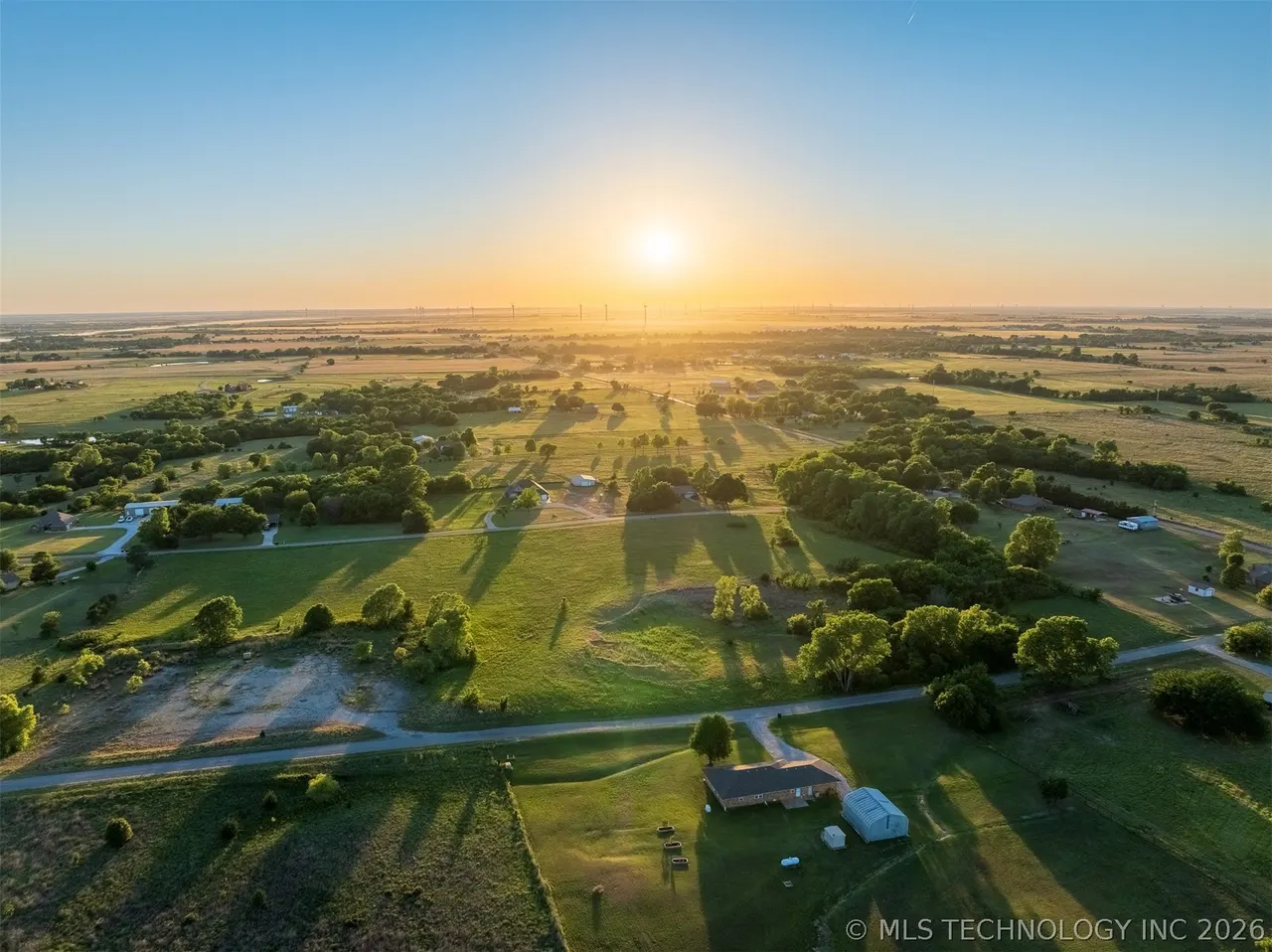 Photo 5 — 4 W County Road, Tuttle, OK 73089