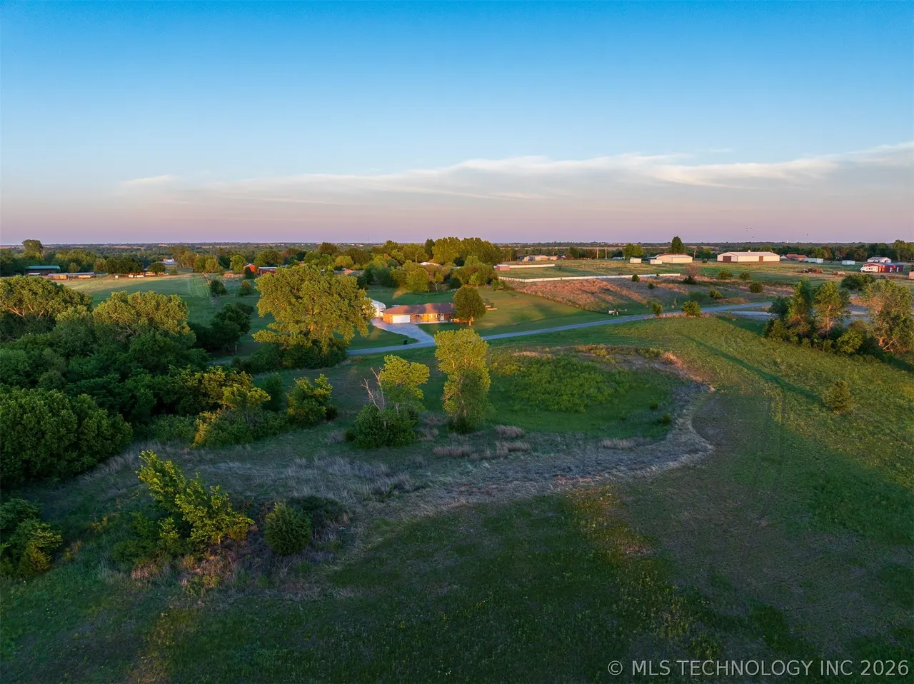 Photo 10 — 4 W County Road, Tuttle, OK 73089
