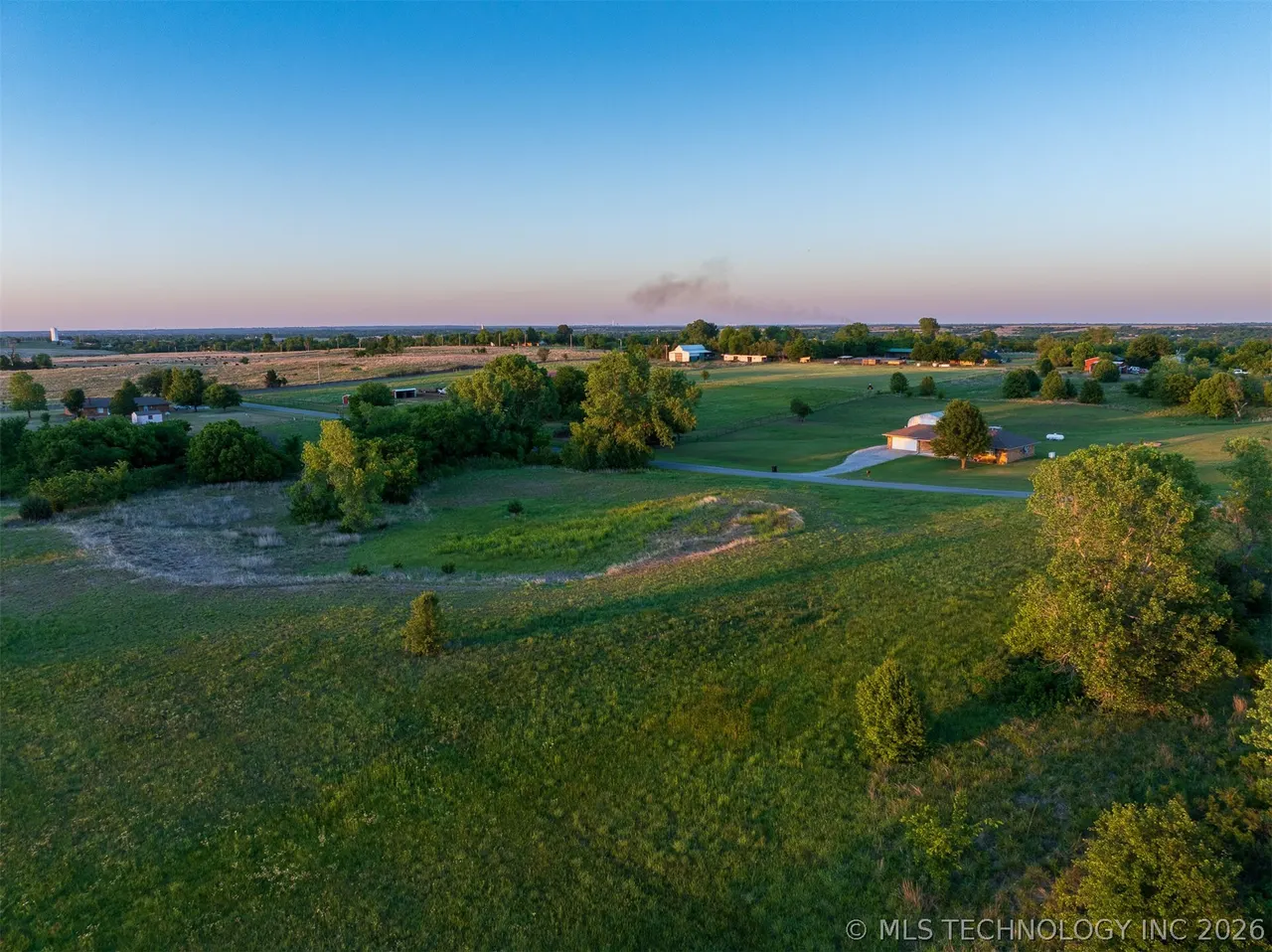 Photo 14 — 4 W County Road, Tuttle, OK 73089