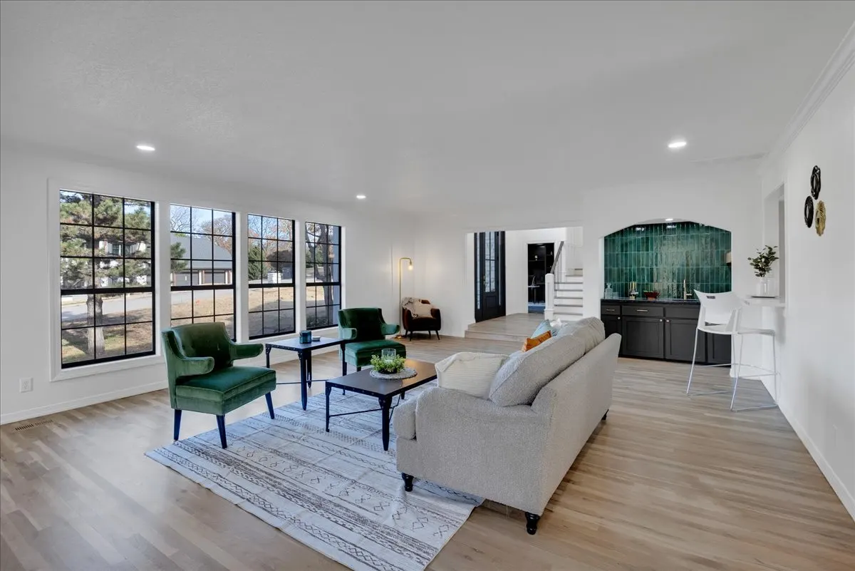 Photo 14 — 11016 S Jamestown Avenue, Tulsa, OK 74137