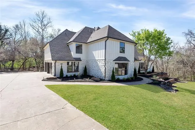 Photo 3 — 11016 S Jamestown Avenue, Tulsa, OK 74137