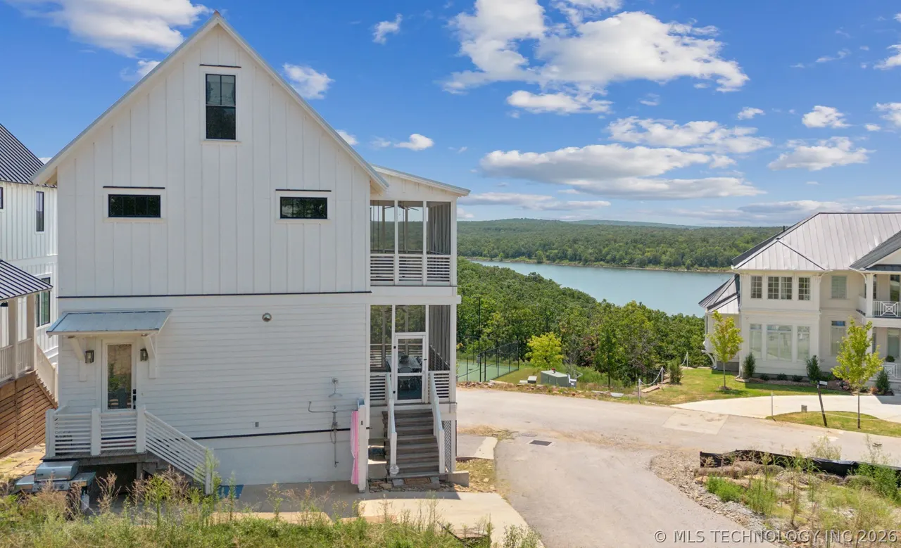 Photo 5 — 101 Lower Greenway, Carlton Landing, OK 74432