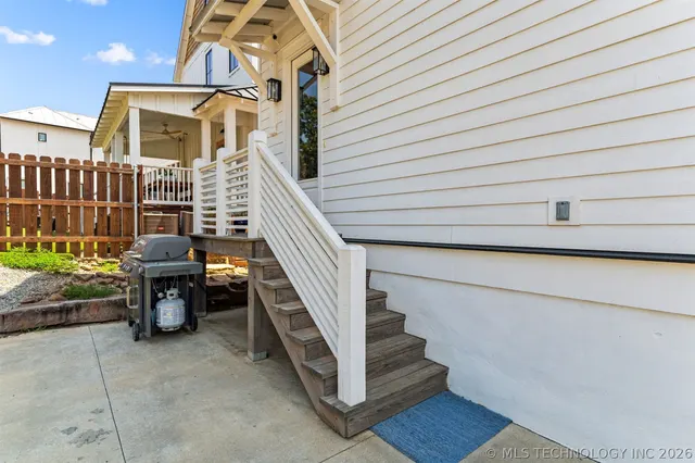Photo 6 — 101 Lower Greenway, Carlton Landing, OK 74432