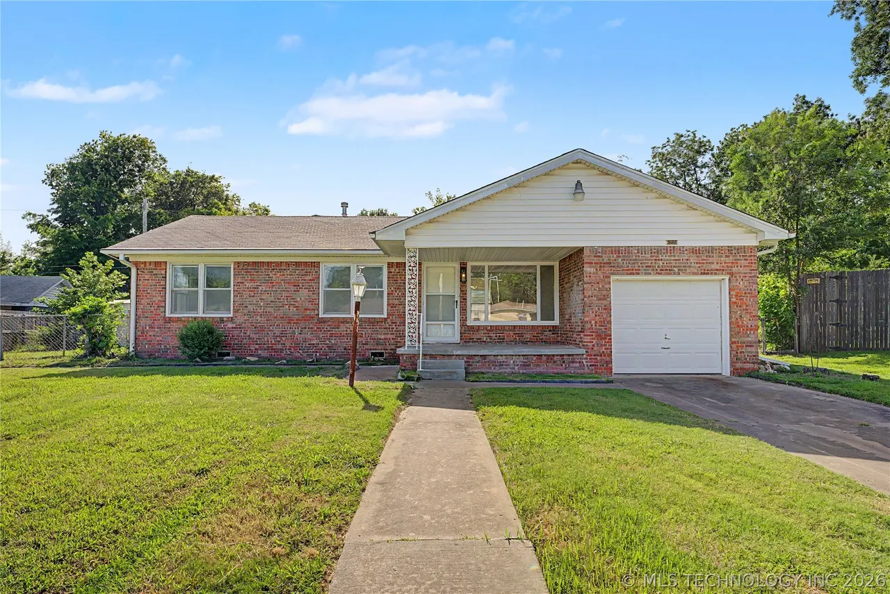 Photo 2 — 528 S 106th EastAvenue, Tulsa, OK 74128