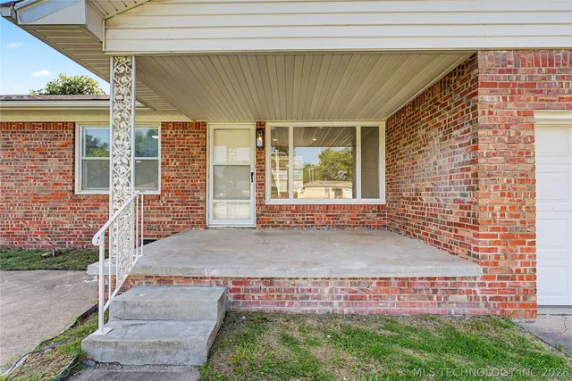 Photo 5 — 528 S 106th EastAvenue, Tulsa, OK 74128