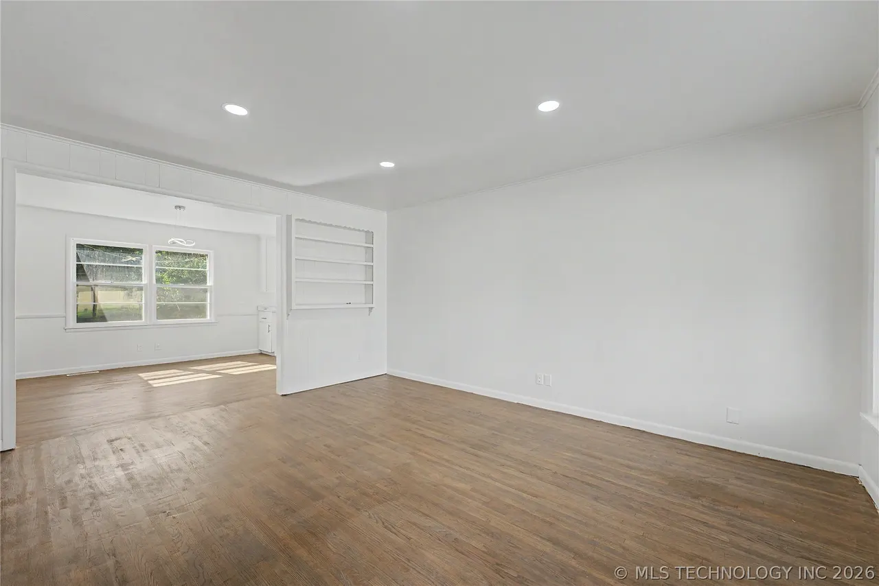 Photo 7 — 528 S 106th EastAvenue, Tulsa, OK 74128