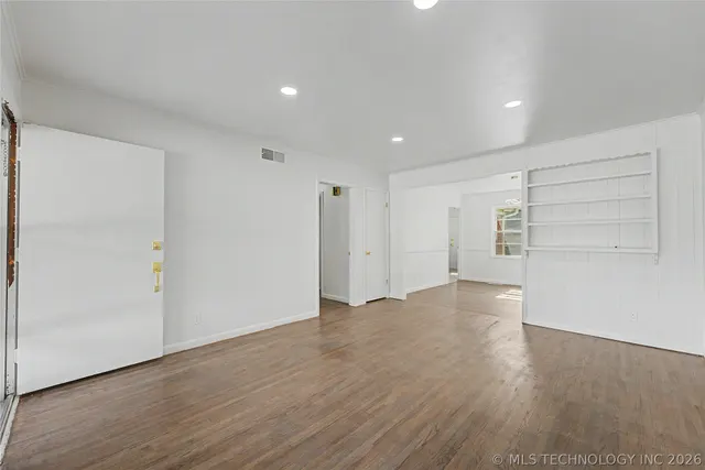 Photo 8 — 528 S 106th EastAvenue, Tulsa, OK 74128