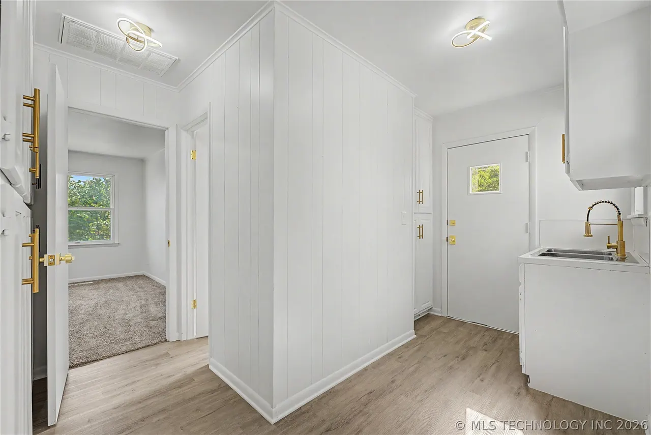 Photo 19 — 528 S 106th EastAvenue, Tulsa, OK 74128