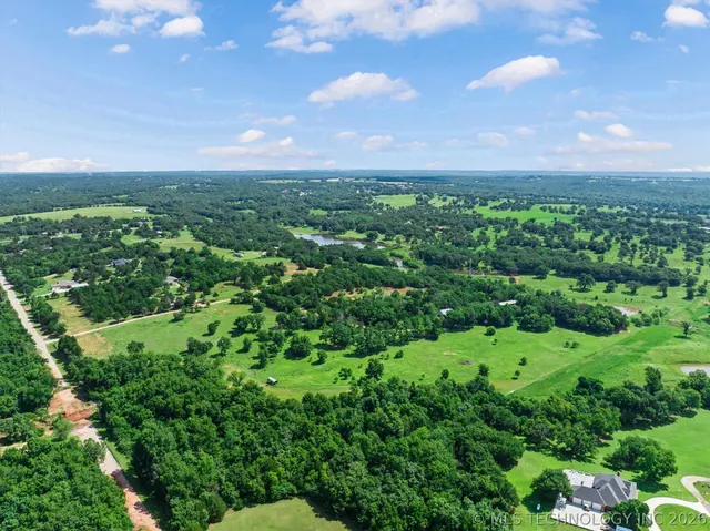 Photo 2 — 24200 N Westminster Road, Arcadia, OK 73007