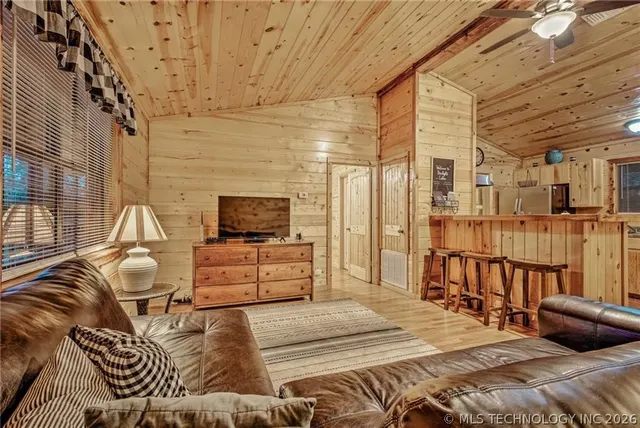 Photo 6 — 609 Canoe Road, Broken Bow, OK 74728