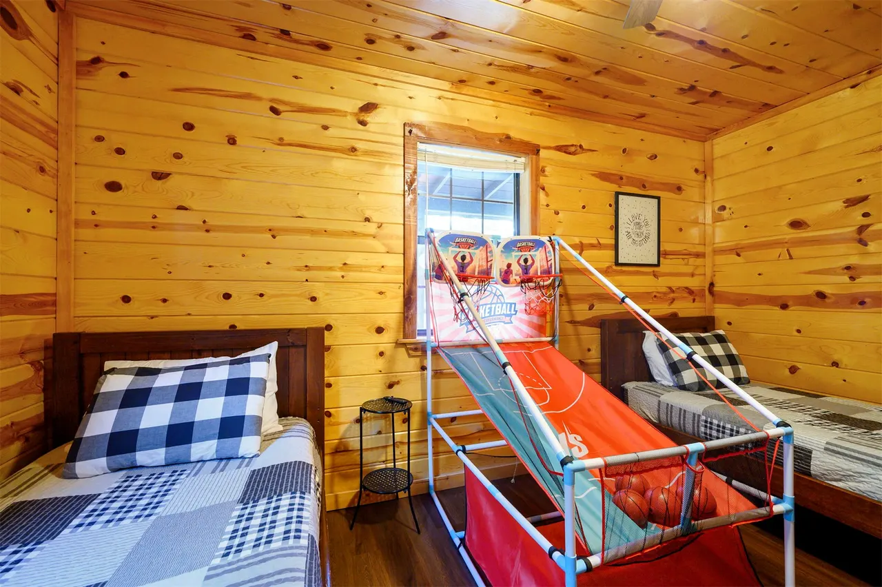 Photo 59 — 609 Canoe Road, Broken Bow, OK 74728