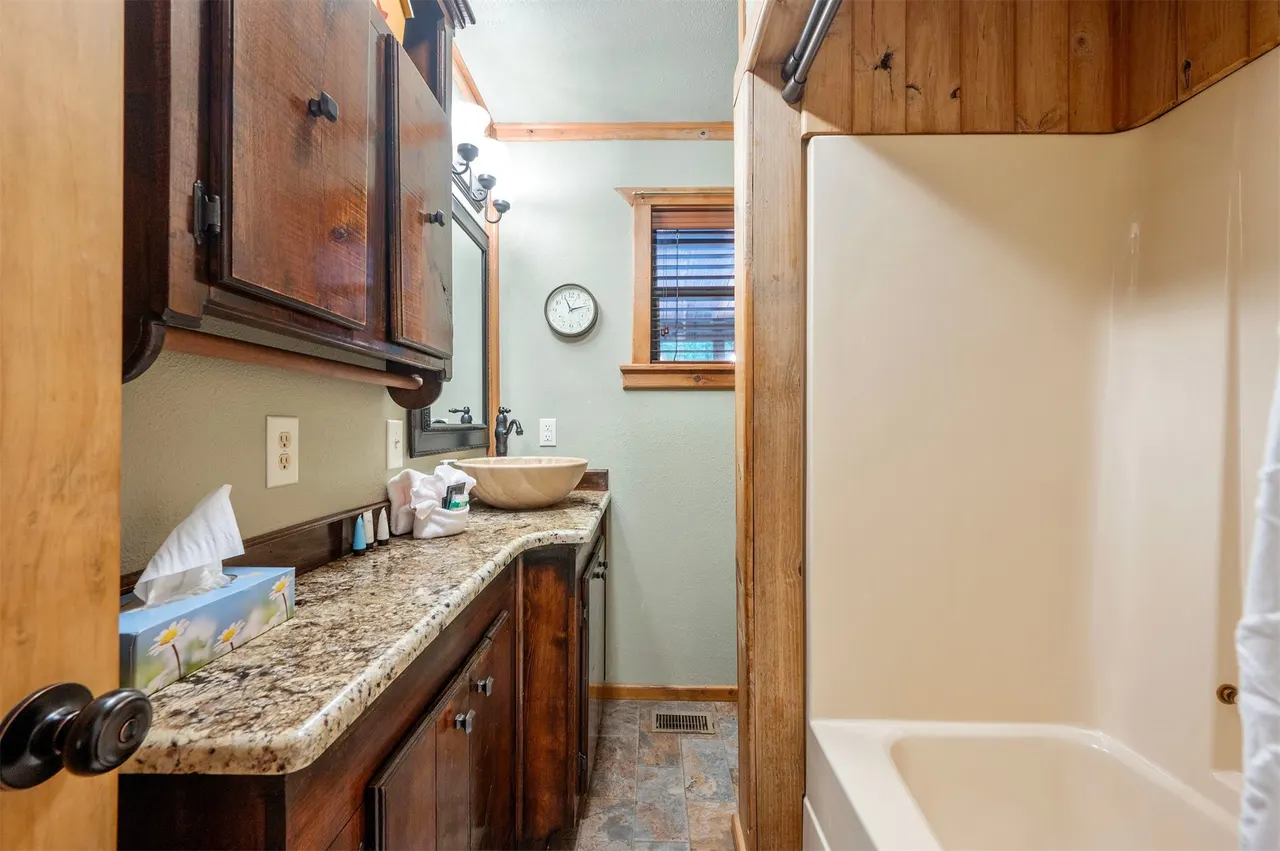 Photo 33 — 47 Tahnee Lane, Broken Bow, OK 74728