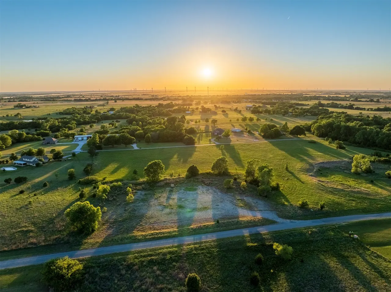 Photo 6 — 6 W County Road, Tuttle, OK 73089