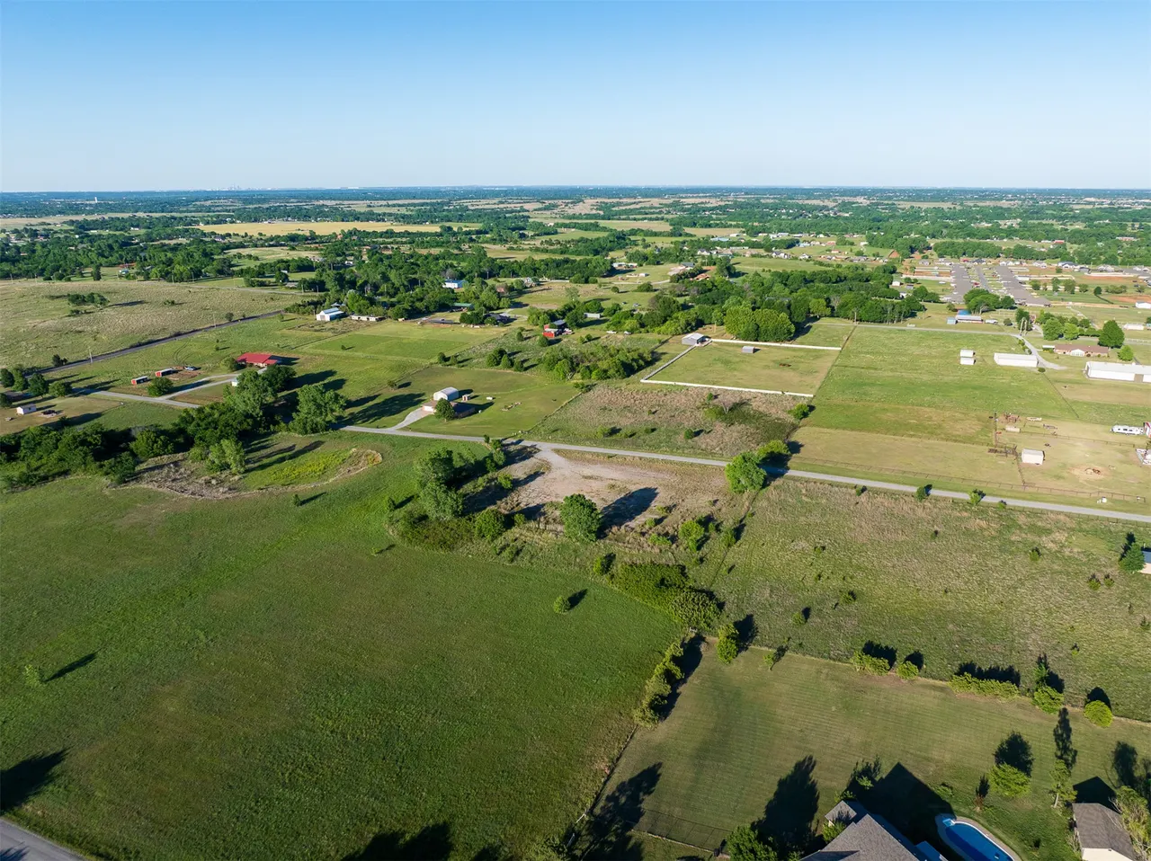 Photo 32 — 6 W County Road, Tuttle, OK 73089
