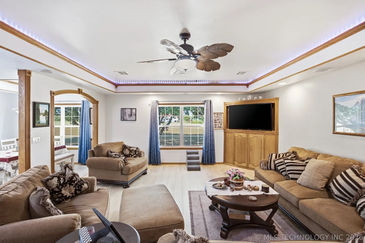 Photo 7 — 400161 W 4080 Drive, Collinsville, OK 74021