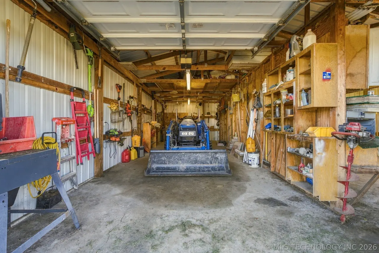 Photo 35 — 400161 W 4080 Drive, Collinsville, OK 74021